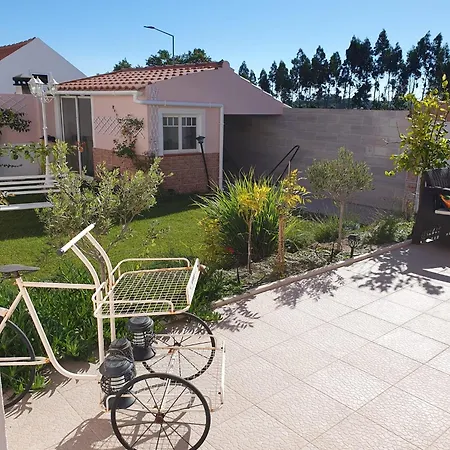 Casa Do Arelho Bed and breakfast