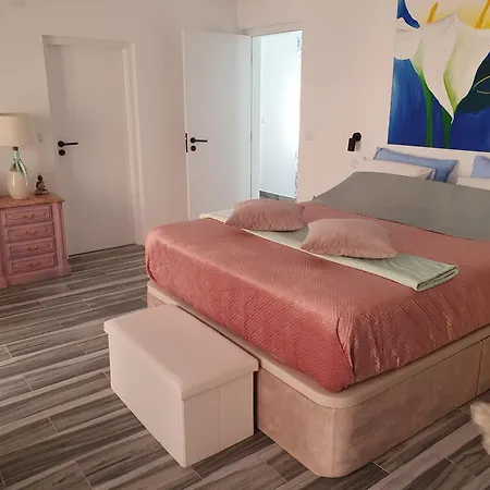 Casa Do Arelho Bed & Breakfast